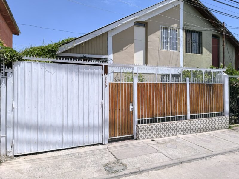 Casa 5 Dormitorios + 2 Baños | La Florida