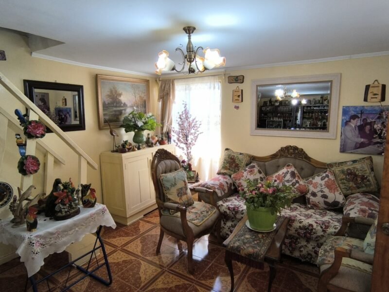 Casa 5 Dormitorios + 2 Baños | La Florida