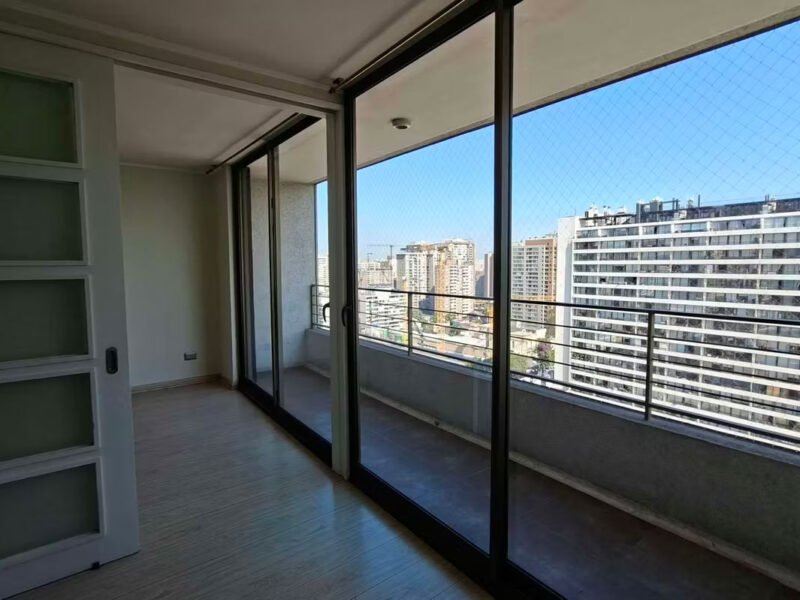 1 Dormitorio 1 Baño + estacionamiento | Metro Irarrazaval